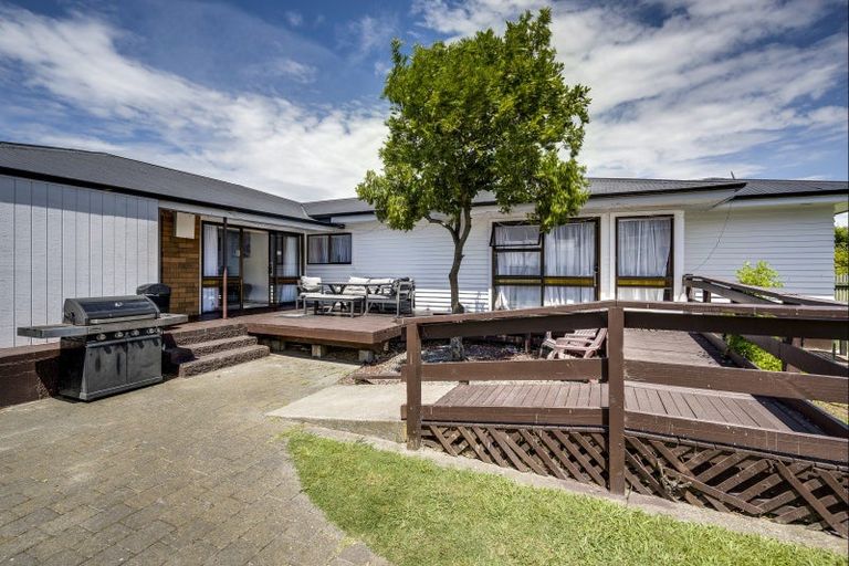 Photo of property in 301 Kennedy Road, Onekawa, Napier, 4110