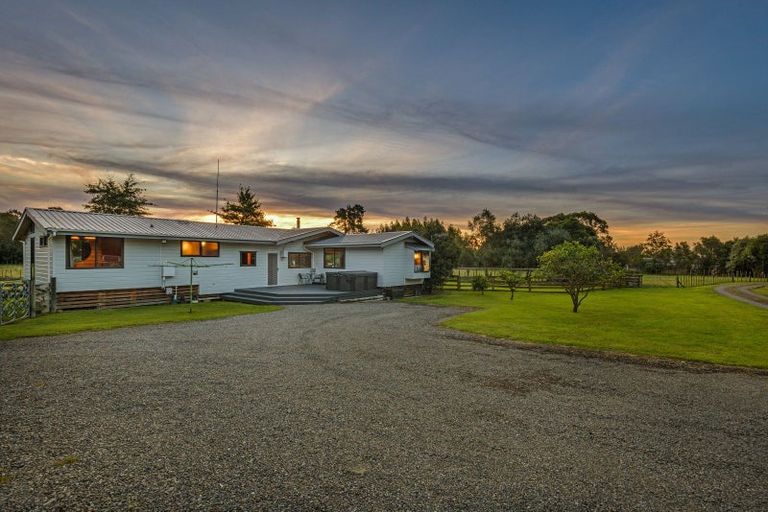 Photo of property in 450 Fitzherbert Road East, Aokautere, Palmerston North, 4471