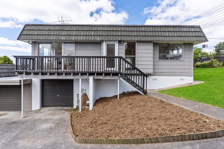 Photo of property in 1/125 Forrest Hill Road, Forrest Hill, Auckland, 0620