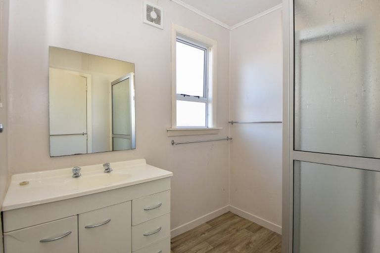 Photo of property in 234 High Street North, Carterton, 5713