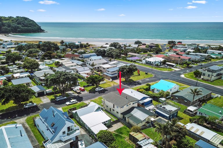 Photo of property in 27 Ocean View Road, Waihi Beach, 3611
