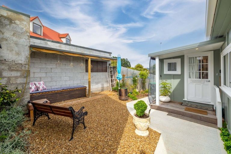 Photo of property in 17 Whero Avenue, Diamond Harbour, Lyttelton, 8971