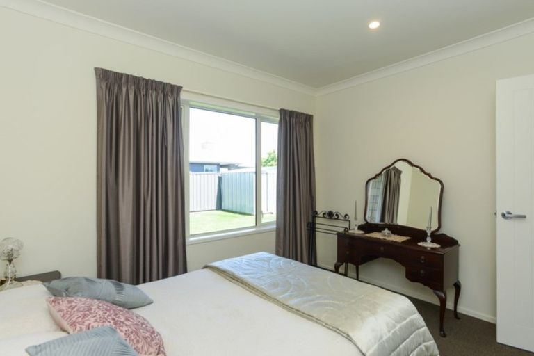 Photo of property in 10 Gavin Black Street, Meeanee, Napier, 4112