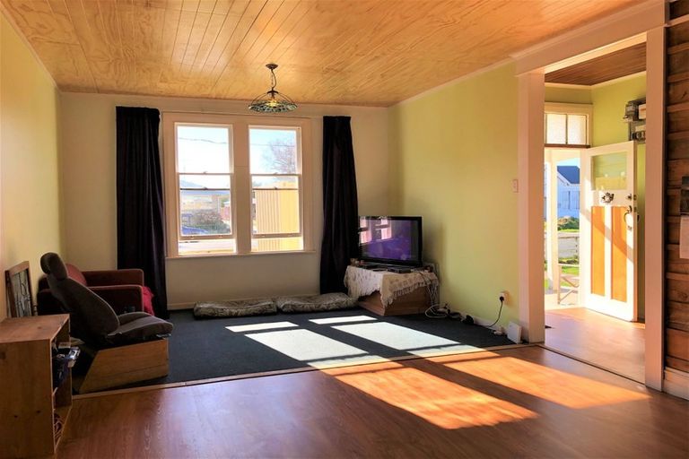 Photo of property in 8 Howard Street, Gore, 9710