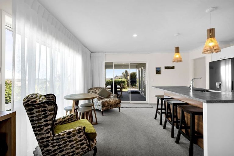 Photo of property in 18a Jules Crescent, Bell Block, New Plymouth, 4312