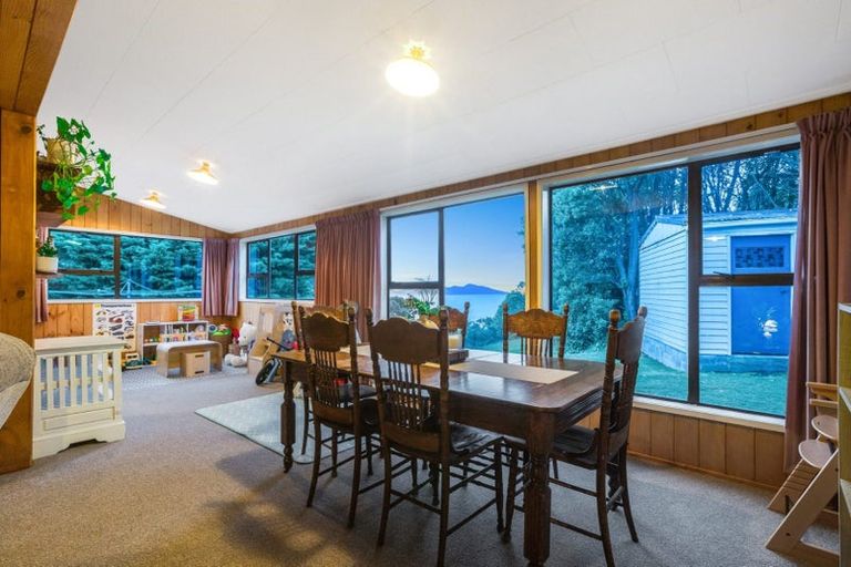 Photo of property in 15 Pukerua Beach Road, Pukerua Bay, 5026