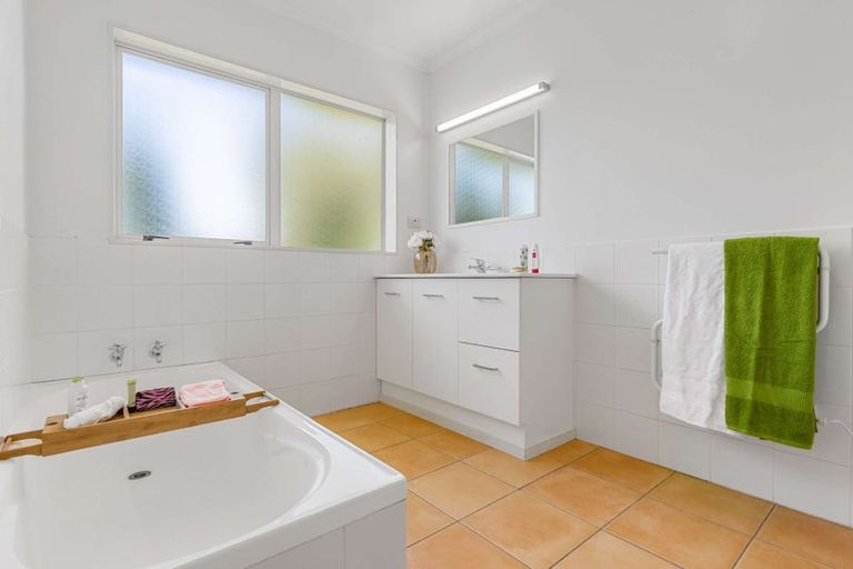 Photo of property in 4 Worcester Drive, Rototuna North, Hamilton, 3210