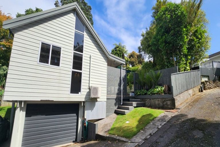 Photo of property in 28a Riversdale Drive, Merrilands, New Plymouth, 4312