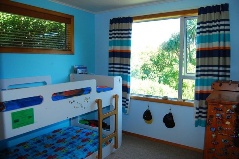 Photo of property in 250a Waikawa Road, Waikawa, Picton, 7220