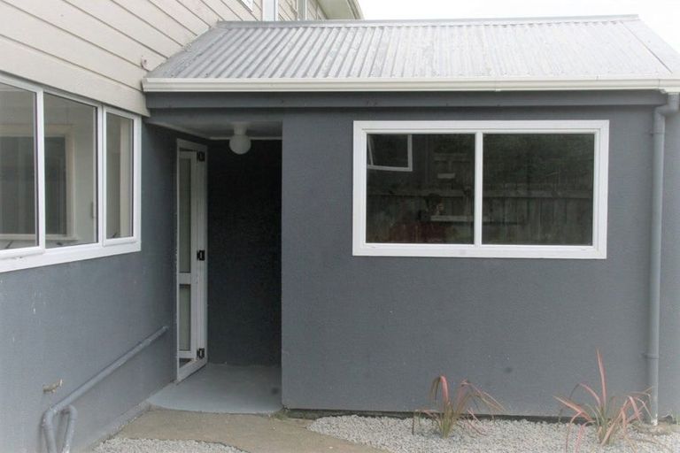 Photo of property in 25a-d Tireti Road, Titahi Bay, Porirua, 5022