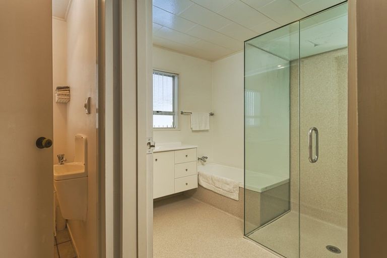 Photo of property in 94 Te Mata Road, Havelock North, 4130