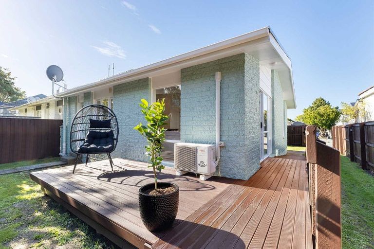 Photo of property in 2/14 Frederick Street, Waltham, Christchurch, 8011