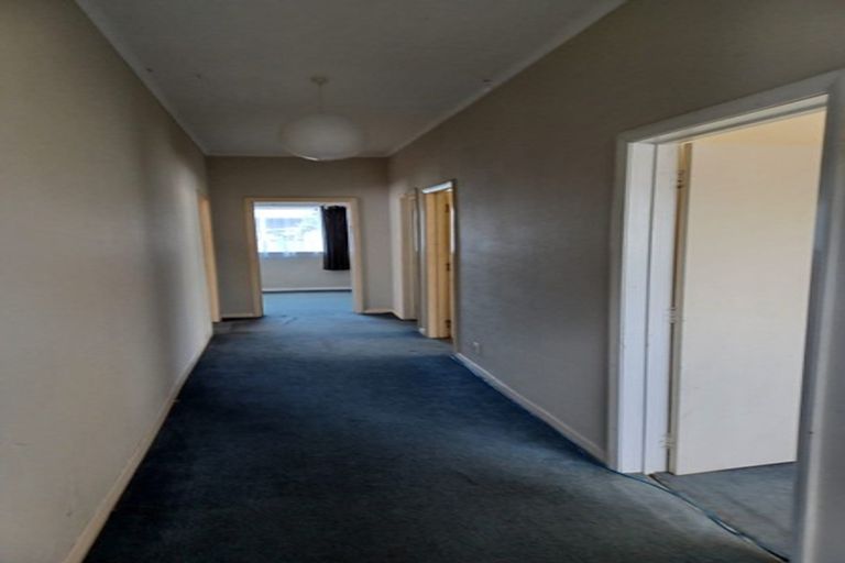 Photo of property in 19 Hereford Street, West End, Palmerston North, 4410