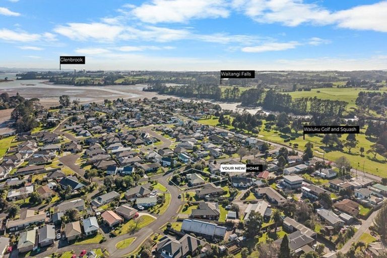 Photo of property in 1 Waimanawa Lane, Waiuku, 2123
