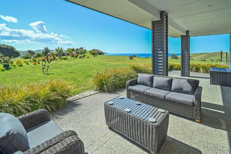 Photo of property in 63 Waipuka Road, Waimarama, Havelock North, 4294