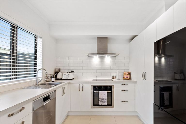 Photo of property in 58 Whenuapai Drive, Whenuapai, Auckland, 0618