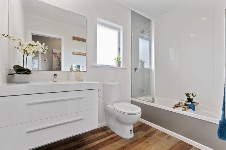 Photo of property in 44 Alma Crescent, Papakura, 2110