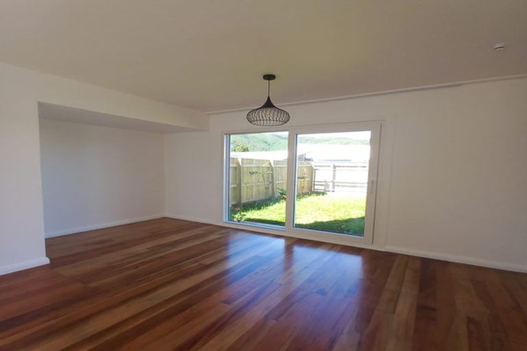 Photo of property in 477d Riverside Drive, Fairfield, Lower Hutt, 5011