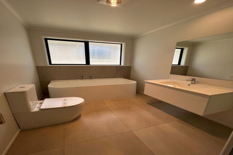 Photo of property in 14 Ash Lane, Omokoroa, 3114