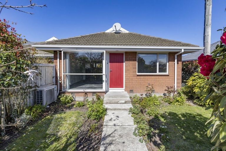 Photo of property in 40 Mays Road, St Albans, Christchurch, 8052