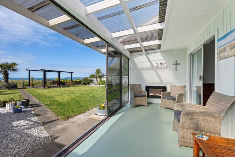 Photo of property in 208 Rarangi Beach Road, Rarangi, Blenheim, 7273
