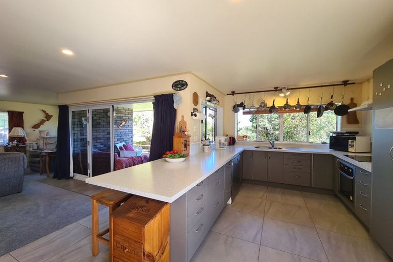 Photo of property in 260a Edward Street, Coromandel, 3506
