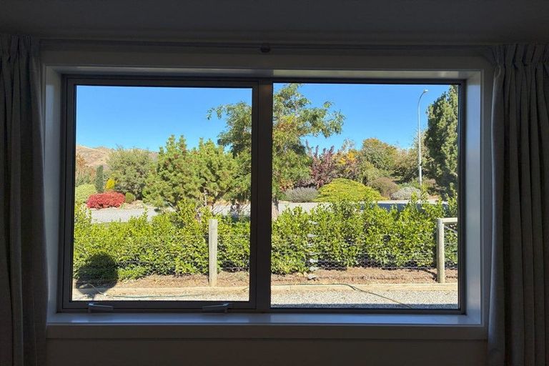 Photo of property in 2 Prospect Lane, Bannockburn, Cromwell, 9384