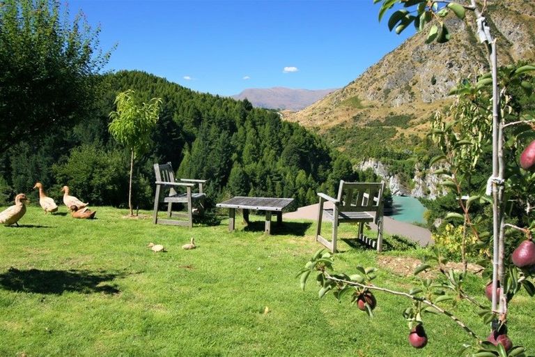 Photo of property in 11 Mcchesney Road, Arthurs Point, Queenstown, 9371