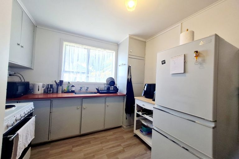 Photo of property in 5 City View Terrace, Birkenhead, Auckland, 0626