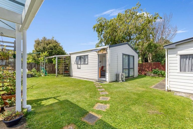 Photo of property in 74 Kennedy Drive, Levin, 5510