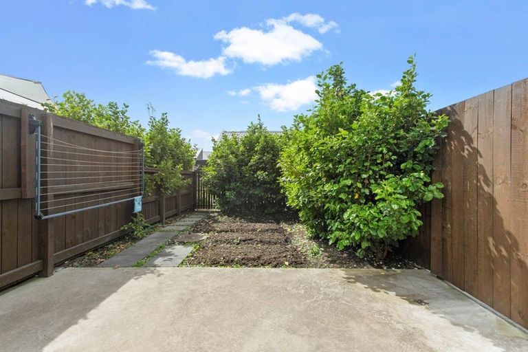 Photo of property in 33 Alliance Lane, Papakura, 2110
