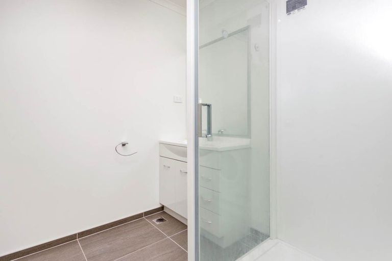 Photo of property in 33 Alliance Lane, Papakura, 2110