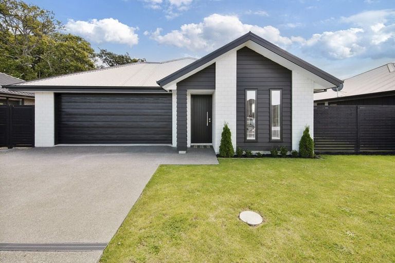 Photo of property in 29 Crossley Avenue, Woodend, 7610