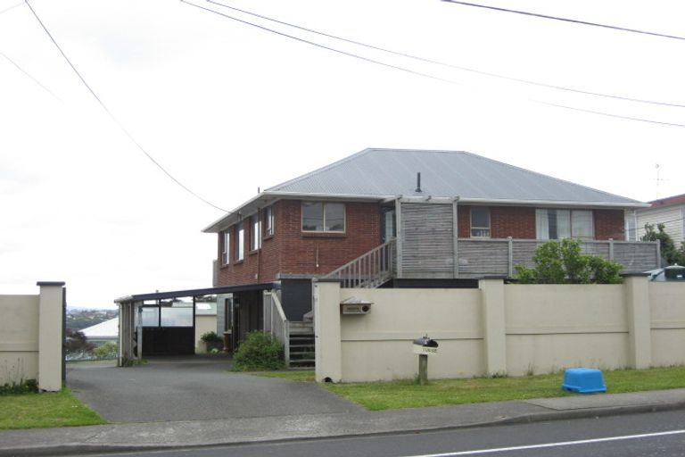 Photo of property in 1006 Whangaparaoa Road, Tindalls Beach, Whangaparaoa, 0930