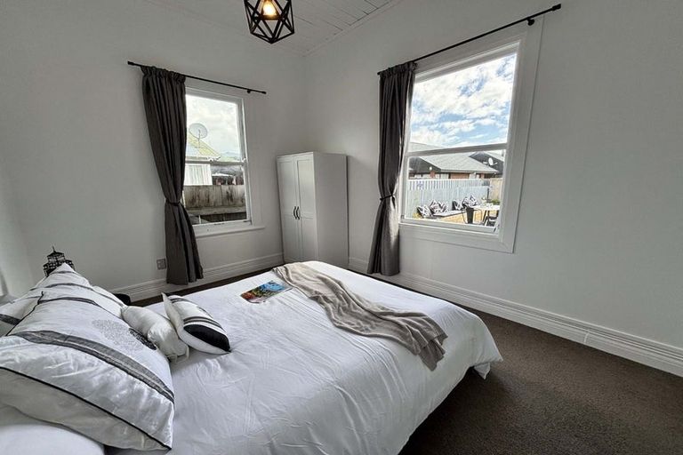 Photo of property in 10a Hereford Street, West End, Palmerston North, 4410