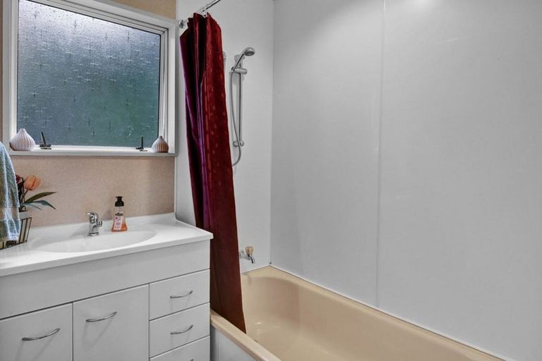 Photo of property in 237a South Road, Hawera, 4610