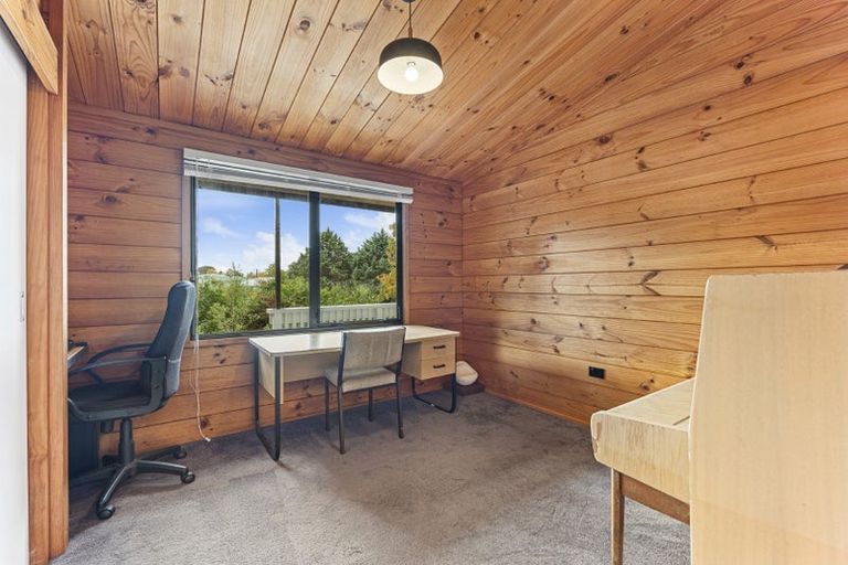 Photo of property in 5 Elizabeth Place, Ferndale, New Plymouth, 4310