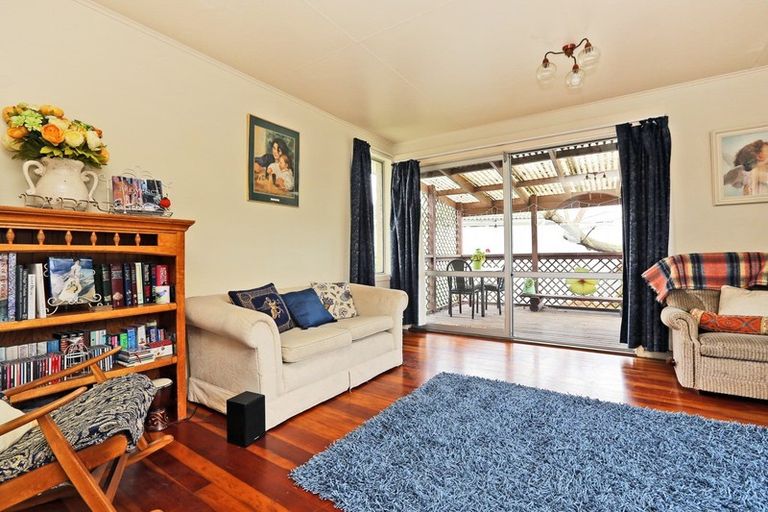 Photo of property in 6 Bristol Place, Flaxmere, Hastings, 4120