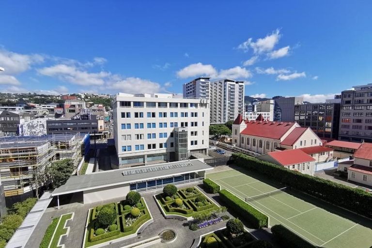 Photo of property in Sanctum Apartment, 10 Ebor Street, Te Aro, Wellington, 6011