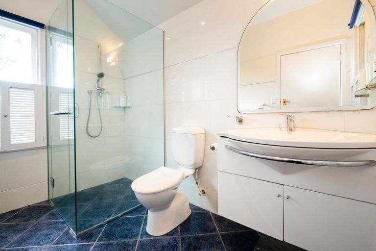 Photo of property in 5 Tauroa Road, Havelock North, 4130