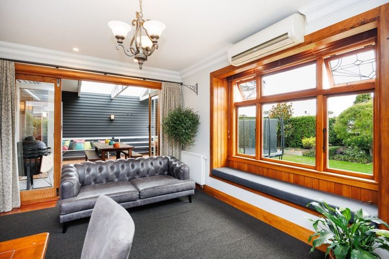 Photo of property in 75 Limbrick Street, Terrace End, Palmerston North, 4410