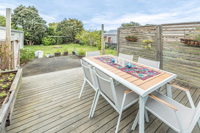Photo of property in 45 Tawa Street, Gonville, Whanganui, 4501