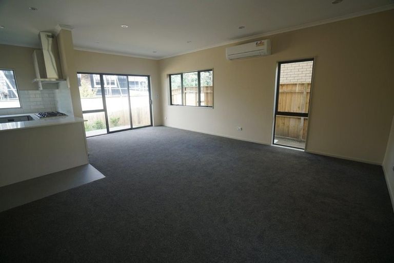 Photo of property in 6 Uruhau Close, Torbay, Auckland, 0630