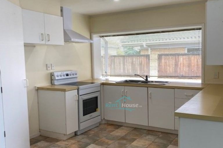 Photo of property in 2/261 Shirley Road, Papatoetoe, Auckland, 2025