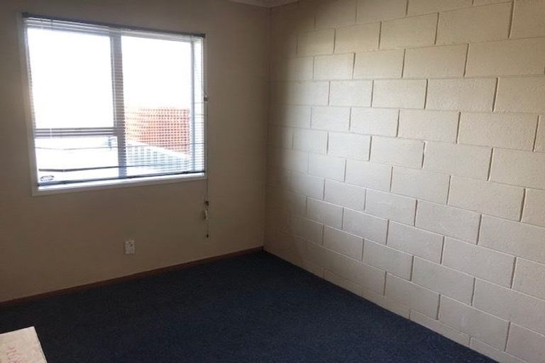 Photo of property in 1/50 Middle Road, Havelock North, 4130