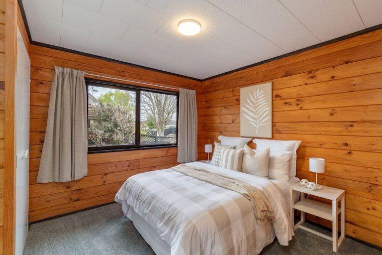 Photo of property in 60 Pasadena Crescent, Totara Park, Upper Hutt, 5018