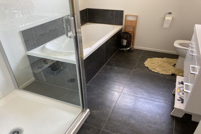 Photo of property in 6 Tangata Way, Omokoroa, 3114