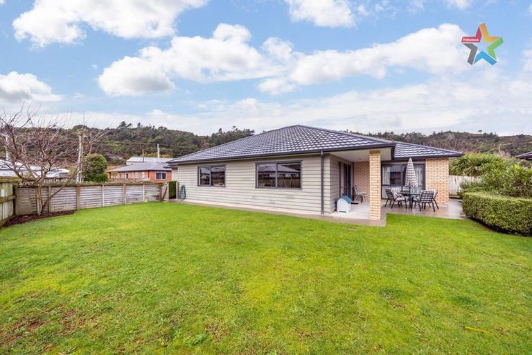 Photo of property in 56 Farmer Crescent, Taita, Lower Hutt, 5011