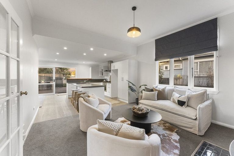 Photo of property in 34 David Street, Westown, New Plymouth, 4310