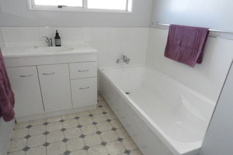 Photo of property in 46 Walbrook Crescent, Oamaru North, Oamaru, 9400